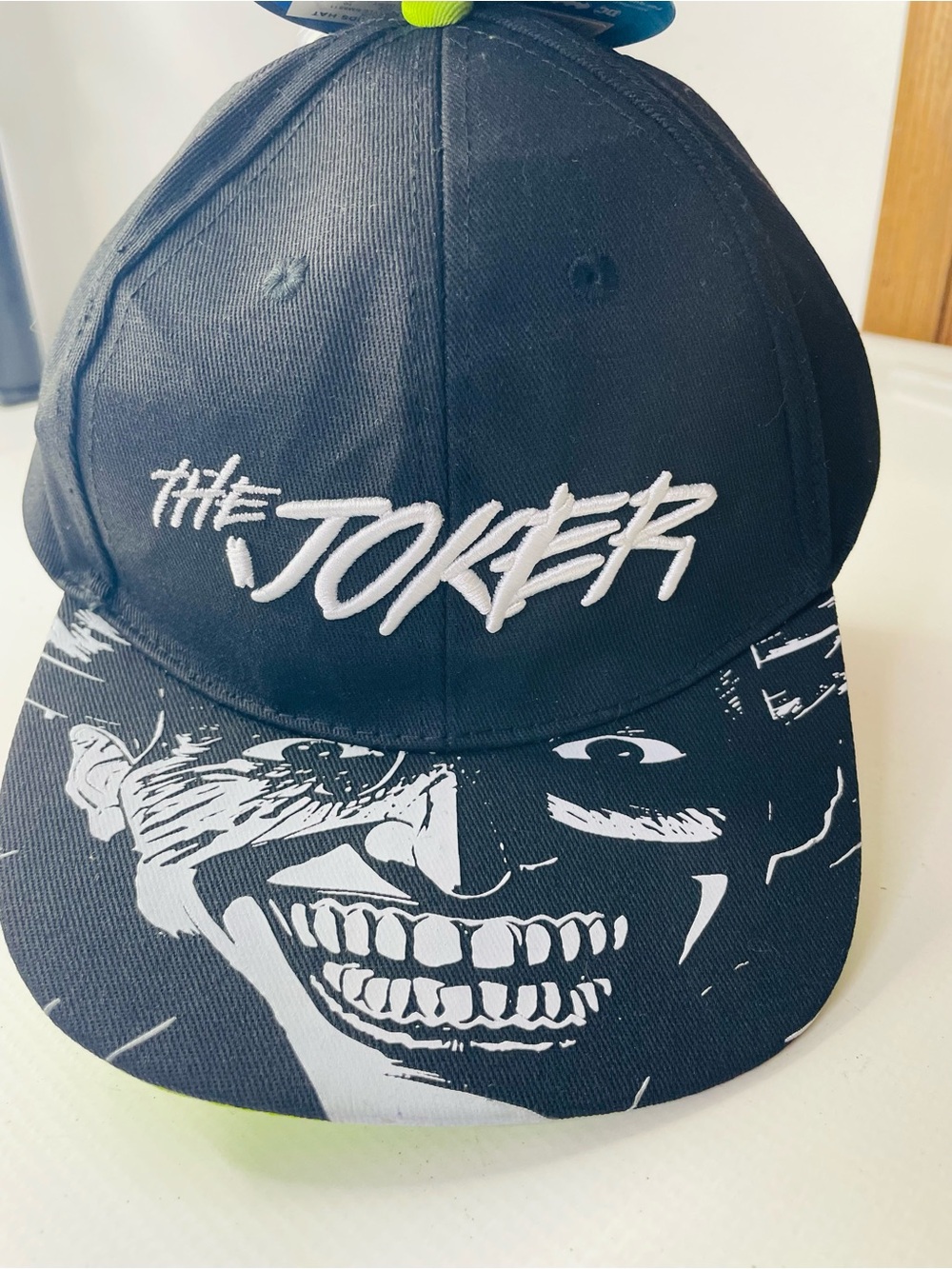 DC Comics Black and White The Joker Kids Cap BNWT Adjustable